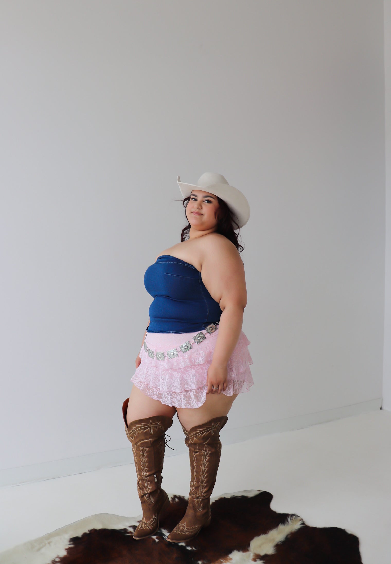 Sabrina Lace skirt | PLUS