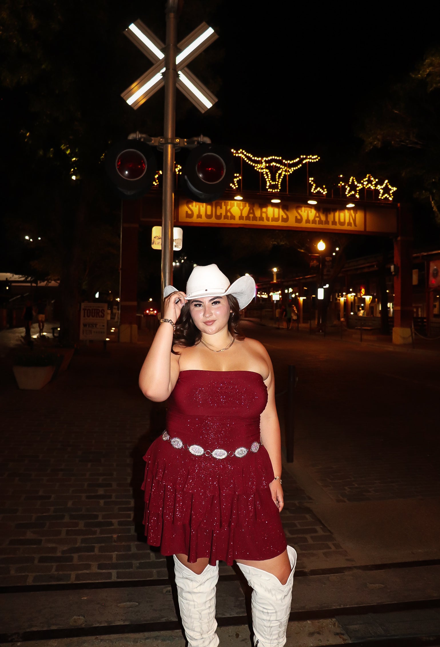 Ruby glitter dress | PLUS